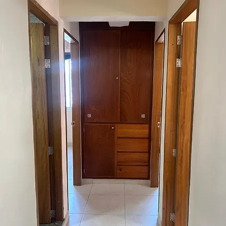 Gemuetliches Etagenbett Zimmer Mit Privatem Bad Naehe Flughafen *
