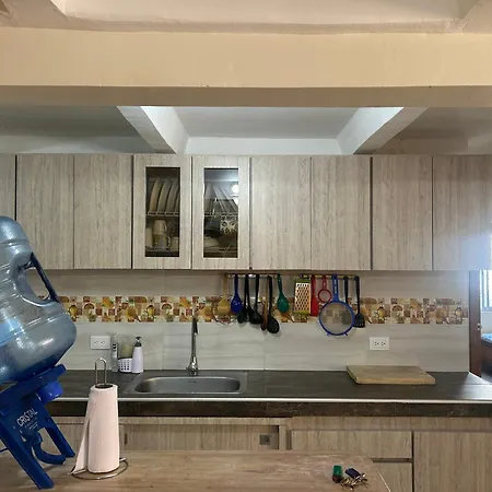 Gemuetliches Etagenbett Zimmer Mit Privatem Bad Naehe Flughafen *